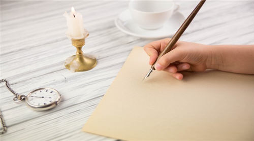 أثر العادات والتقاليد الاجتماعية في الشعر العربي عبر العصور